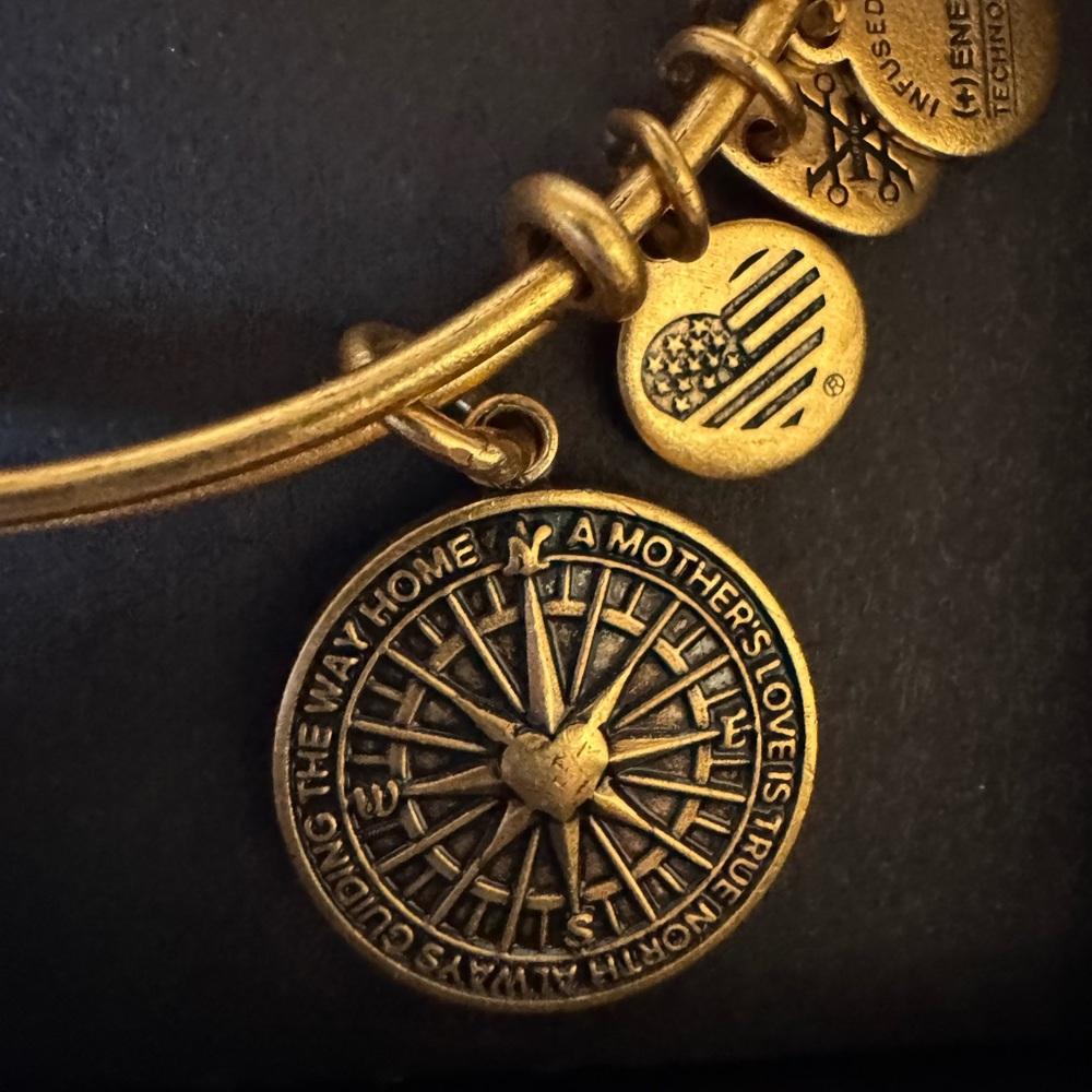 Gold Tone Charm Bracelet